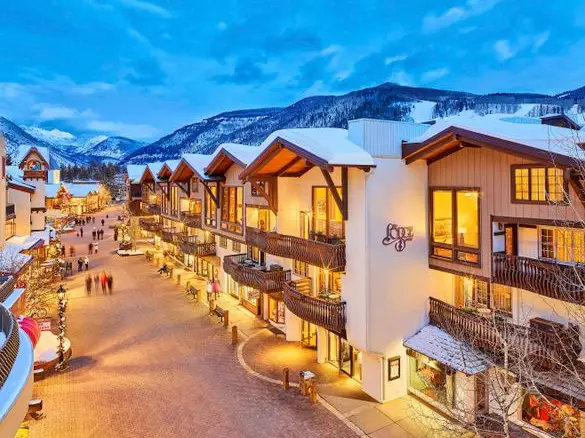 LodgeatVail